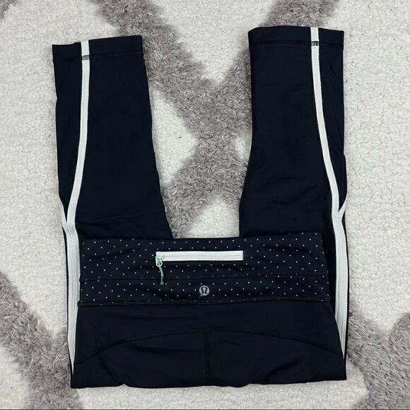 Womens Lululemon Cropped   - Picture 1 of 3